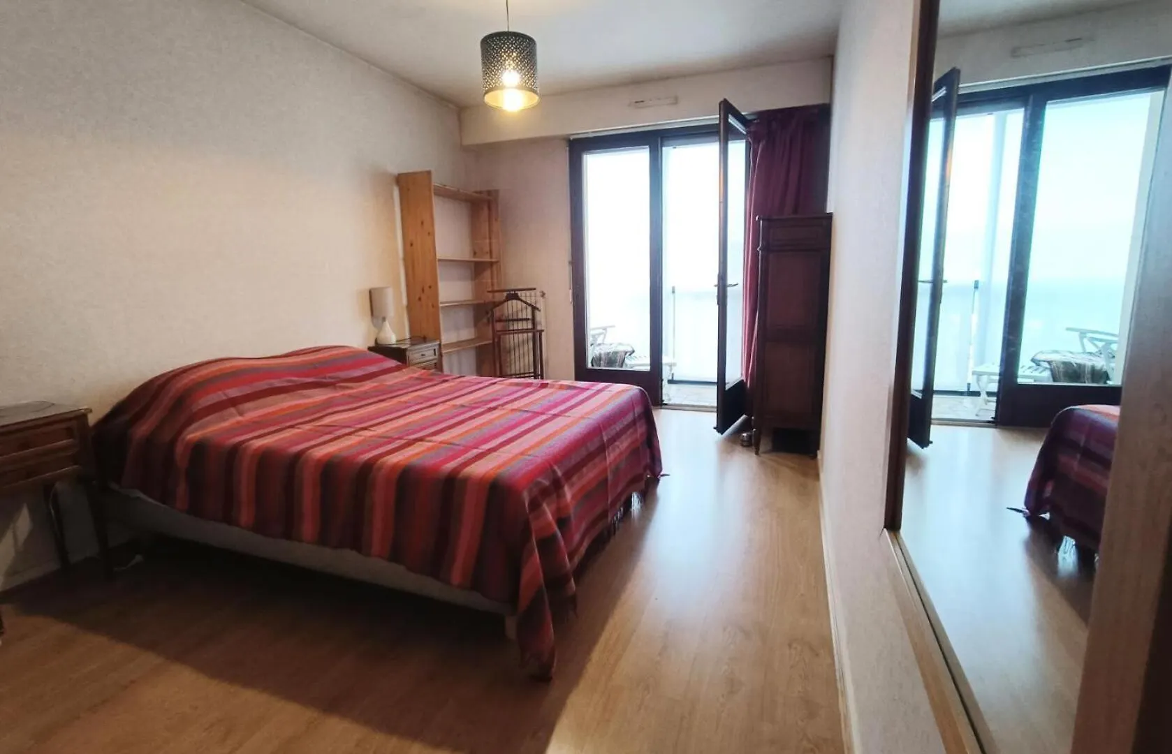 Apartment Residence Les Guppys - Belle Surface Pour Cet Appartement Et Tres Central ! Mae-3354 Aix-les-Bains France