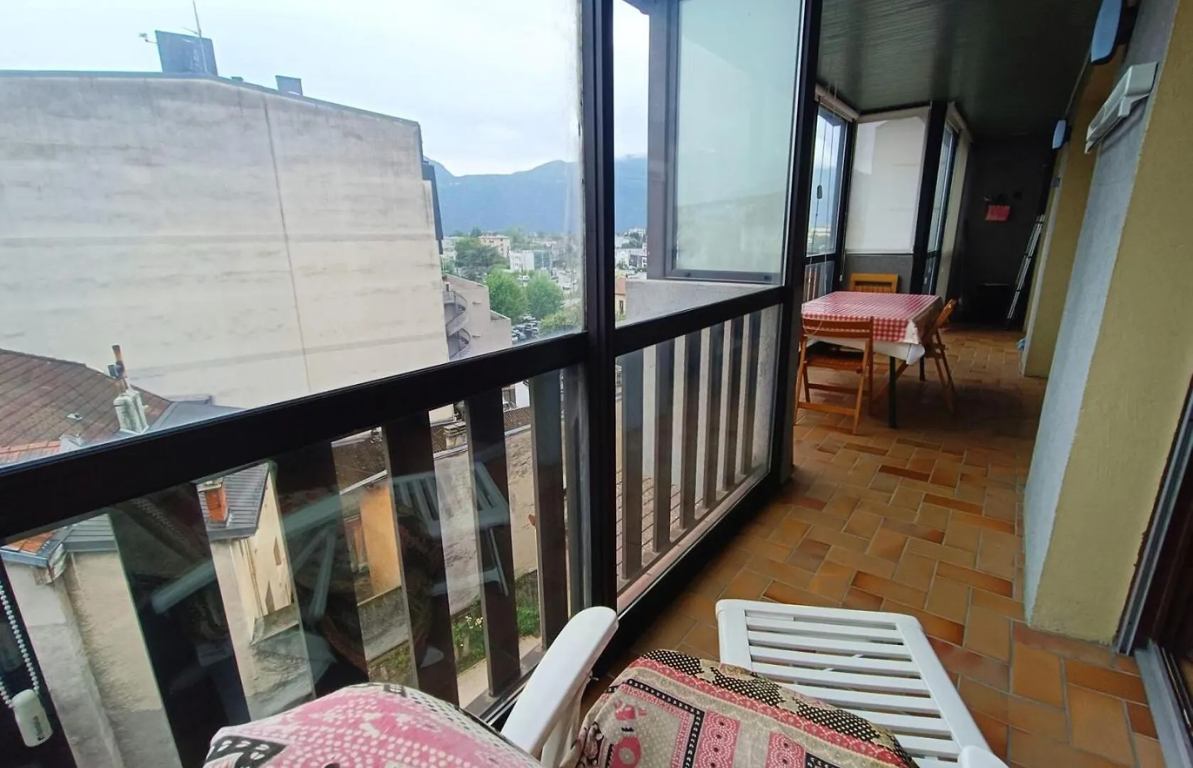 Residence Les Guppys - Belle Surface Pour Cet Appartement Et Tres Central ! Mae-3354 Aix-les-Bains